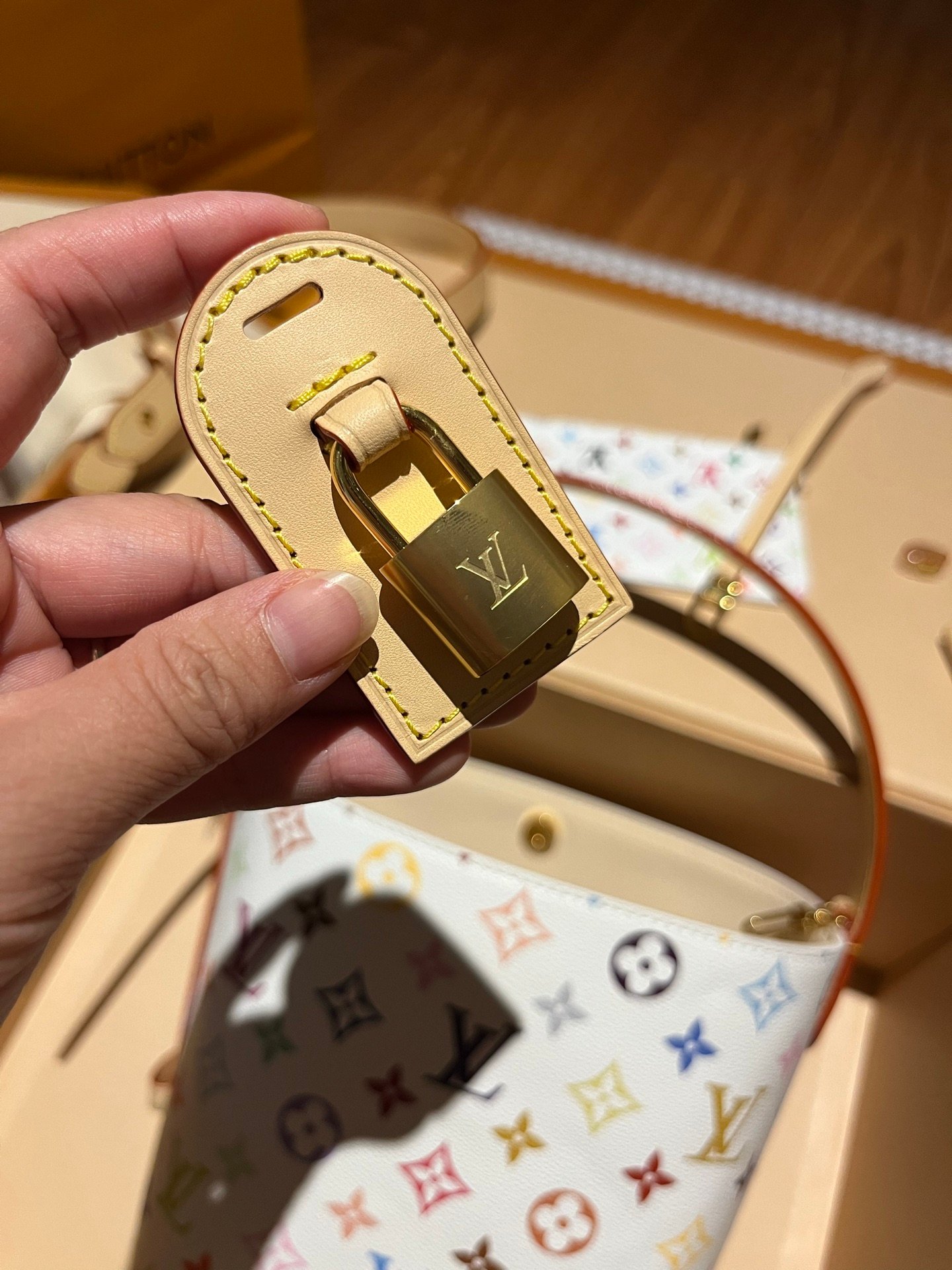 M13089(163c01)村上隆聯名 LV x TM ALL IN BB白三彩手袋 18 x 12 x 16 厘米 (高 x 寬 x 長度) 12 IMG 0452