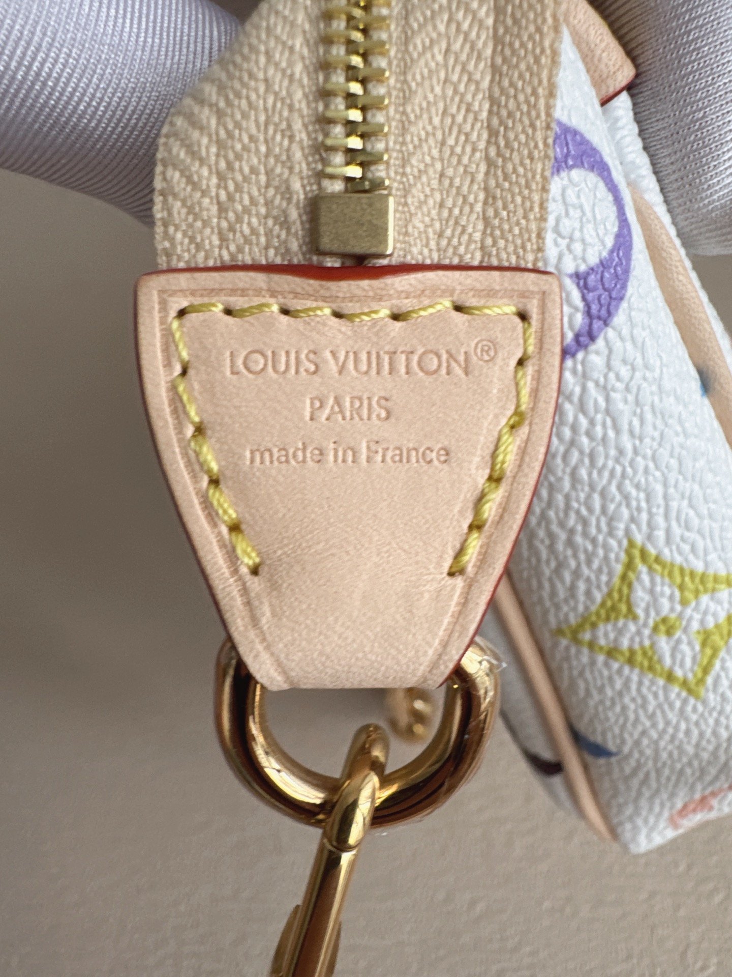 M13404(163C01) 村上隆聯名款 白三彩麻將包 LV x TM POCHETTE ACCESSOIRES 手袋 13 x 4 x 22 厘米 (高 x 寬 x 長度) 11 IMG 0508