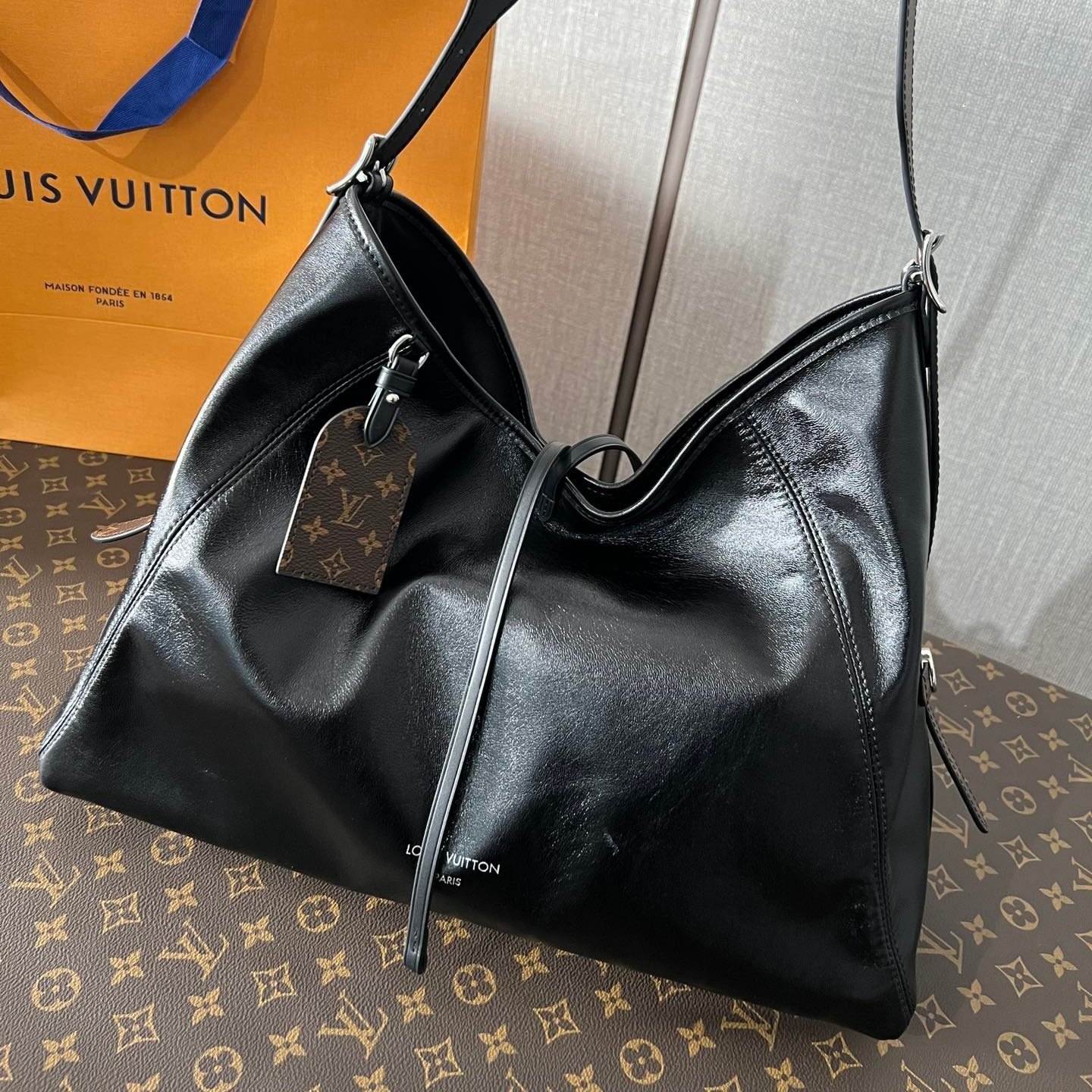 高仿LVcarrydark黑武士小號實拍圖純手工定制奢品正品級原單定制開模 高仿LVcarrydark黑武士小號實拍圖純手工定制奢品正品級原單定制開模