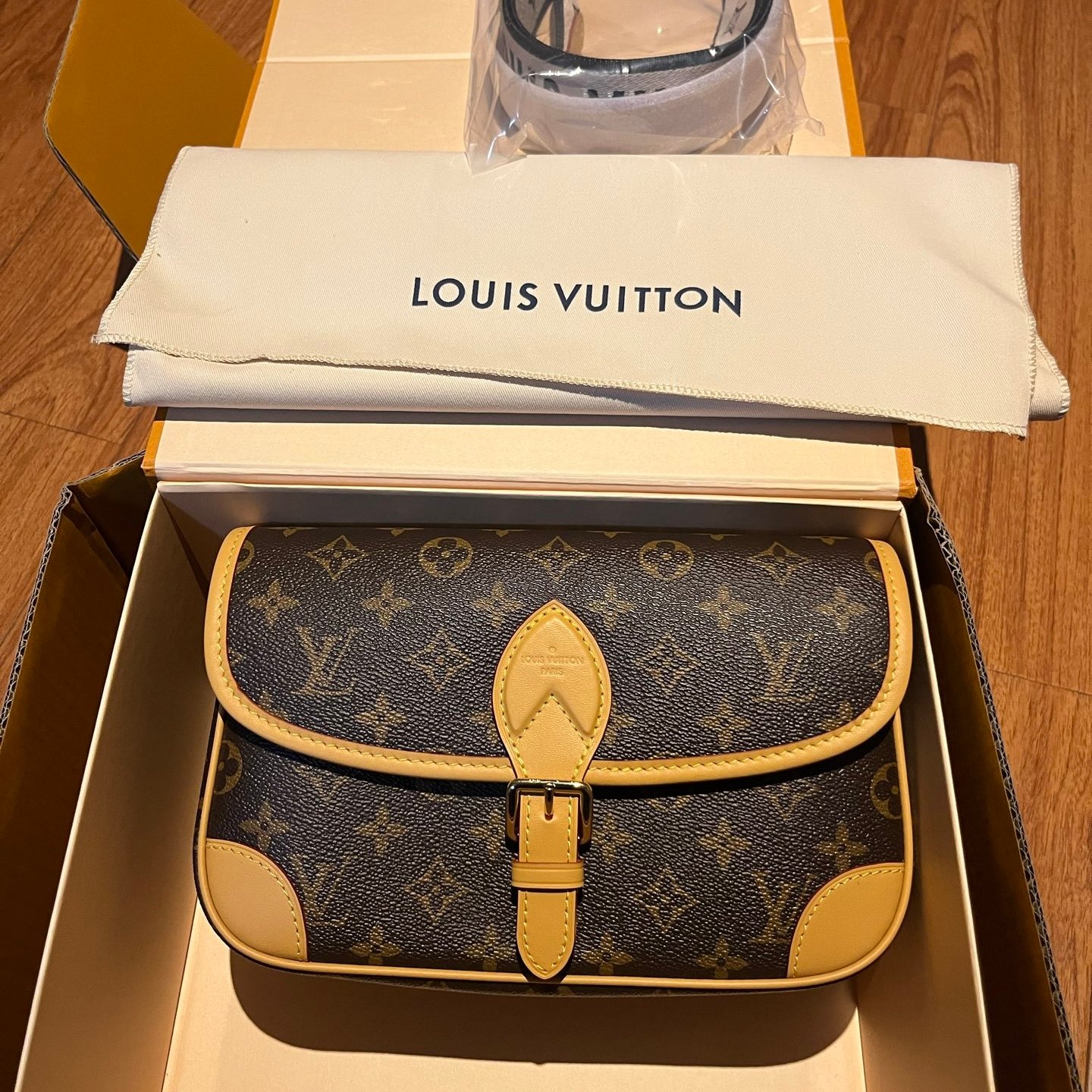 高仿LVlv DIANE 手袋實拍圖純手工定制奢品正品級原單定制開模 高仿LVlv DIANE 手袋實拍圖純手工定制奢品正品級原單定制開模
