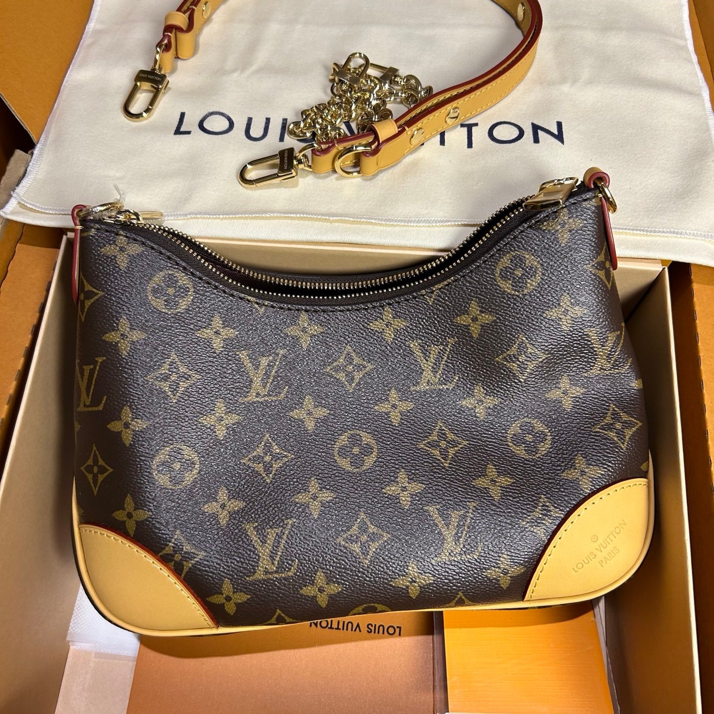 高仿LVlv 黃牛角Boulogne手袋實拍圖純手工定制奢品正品級原單定制開模 高仿LVlv 黃牛角Boulogne手袋實拍圖純手工定制奢品正品級原單定制開模