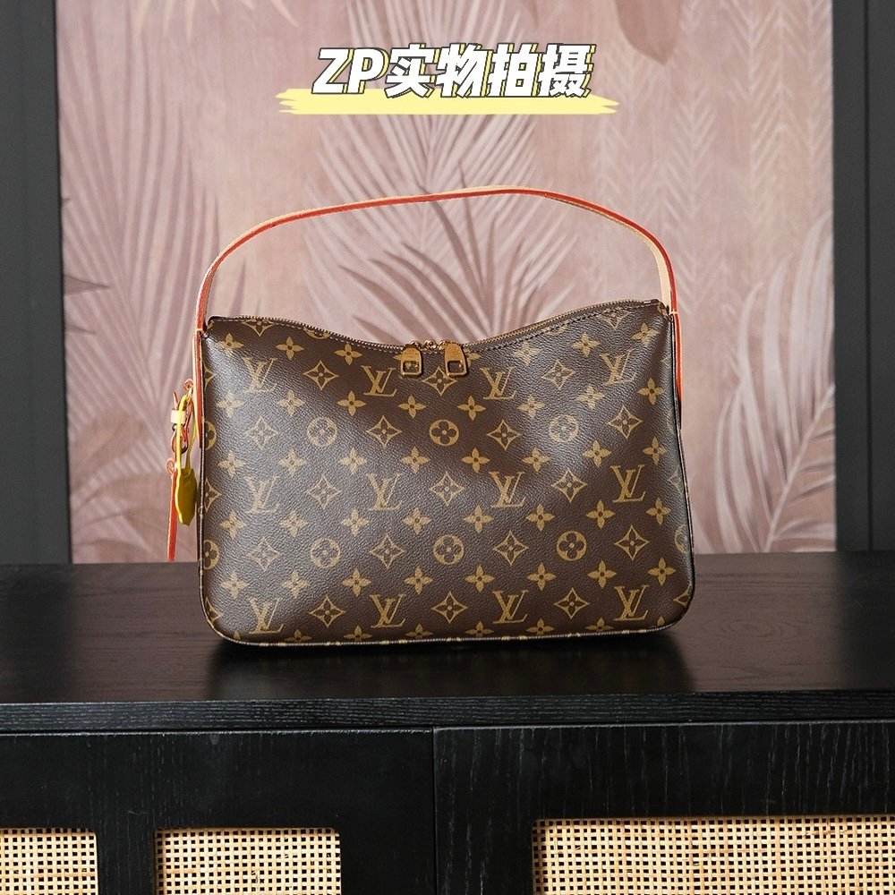 M11952(163C01)經典老花 Slouchy系列腋下包小號 22.0 X 9.0 X 33.0厘米 14 IMG 1414
