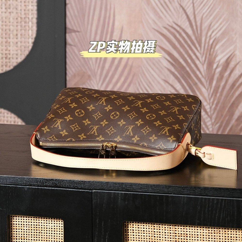 M11952(163C01)經典老花 Slouchy系列腋下包小號 22.0 X 9.0 X 33.0厘米 20 IMG 1420