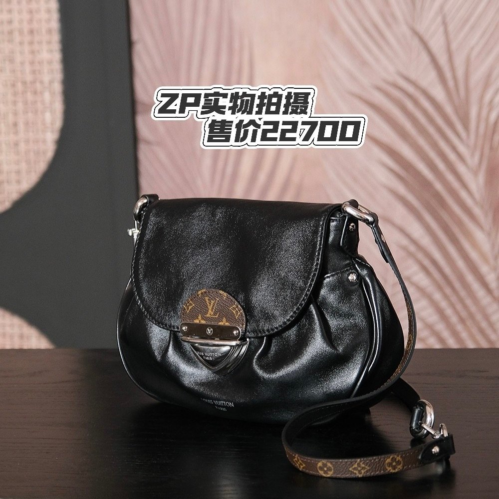M12192(163C01)𝐒𝐔𝐍𝐒𝐄𝐓 𝐕𝐈𝐁𝐄晶片跳動碼元寶包系列 18.0 X 3.0 X 27.0厘米 15 𝐒𝐔𝐍𝐒𝐄𝐓 𝐕𝐈𝐁𝐄晶片跳动码元宝包系列实拍图纯手工定制奢品正品高仿LVlv