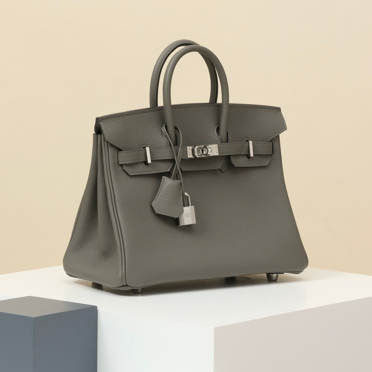 vva純手工定制奢品正品級原單定制開模愛馬仕HARMAS BIRKIN25愛馬仕鉑金包積雨云灰色1:1 vva純手工定制奢品正品級原單定制開模愛馬仕HARMAS BIRKIN25愛馬仕鉑金包積雨云灰色1:1