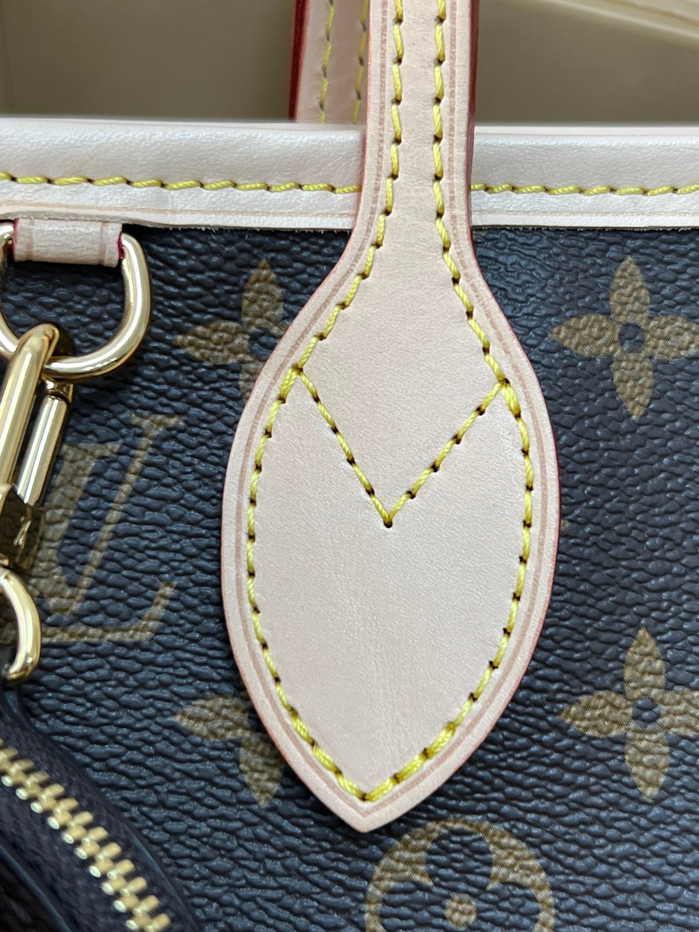 M46705(163C01)老花NEVERFULL BB托特包 24 × 14 × 9 公分 (長度 × 高 × 寬) 15 微信图片 20260802152852