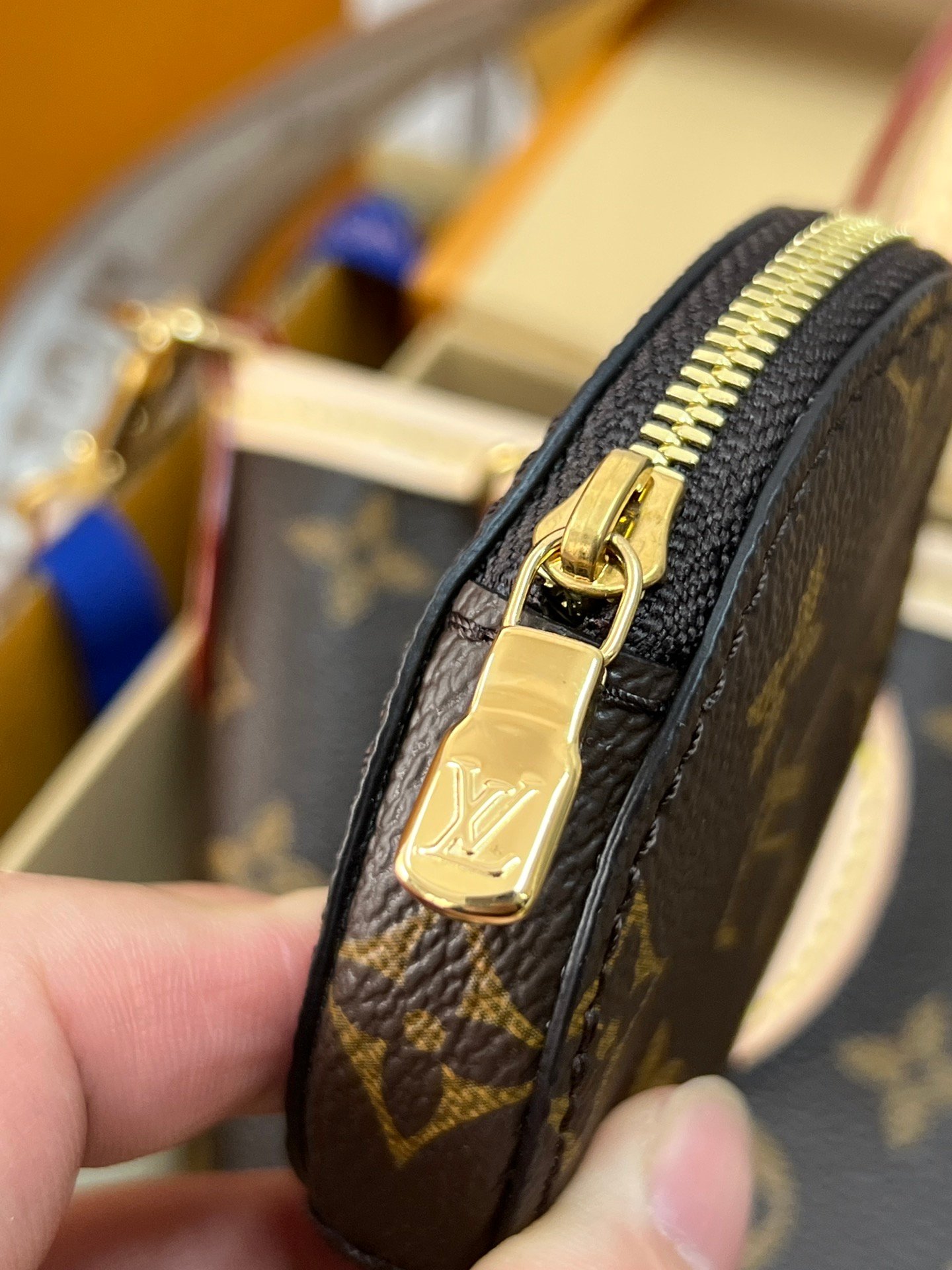 M46705(163C01)老花NEVERFULL BB托特包 24 × 14 × 9 公分 (長度 × 高 × 寬) 3 微信图片 20260802152858