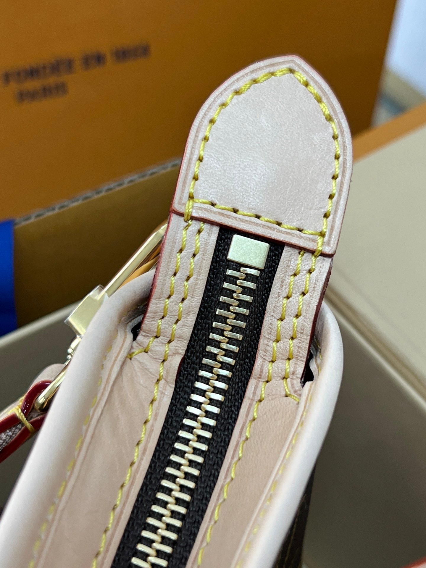 M46705(163C01)老花NEVERFULL BB托特包 24 × 14 × 9 公分 (長度 × 高 × 寬) 8 微信图片 20260802152949