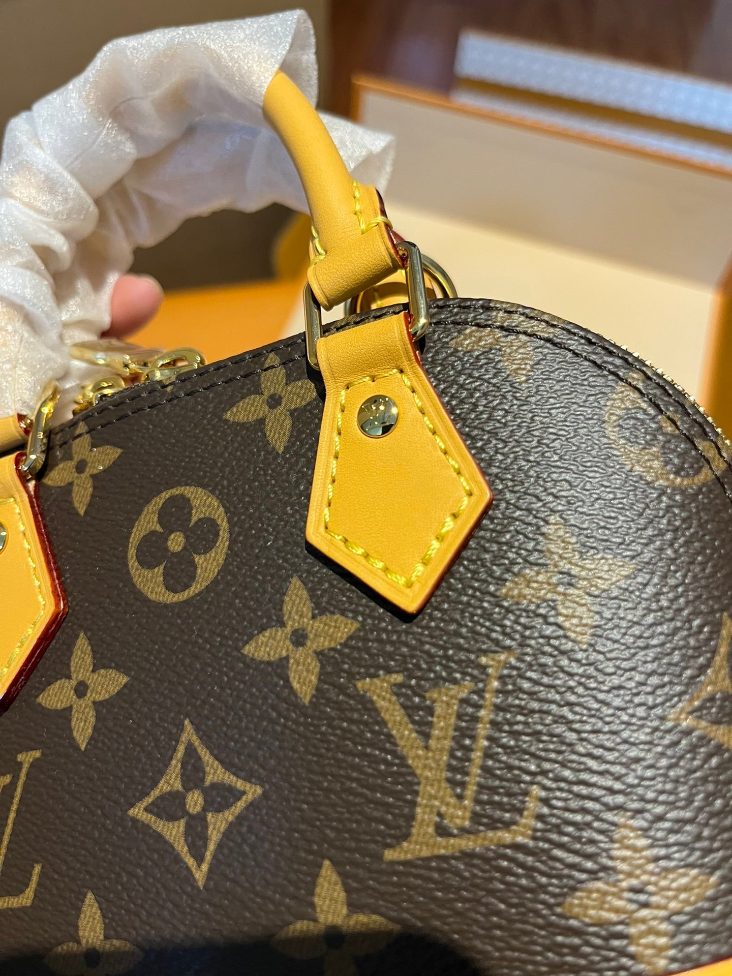 M82717(163C01)NANO ALMA 手袋 老花小贝壳包18 x 12 x 8 公分 (長度 x 高 x 寬) 6 微信图片 20260802153528