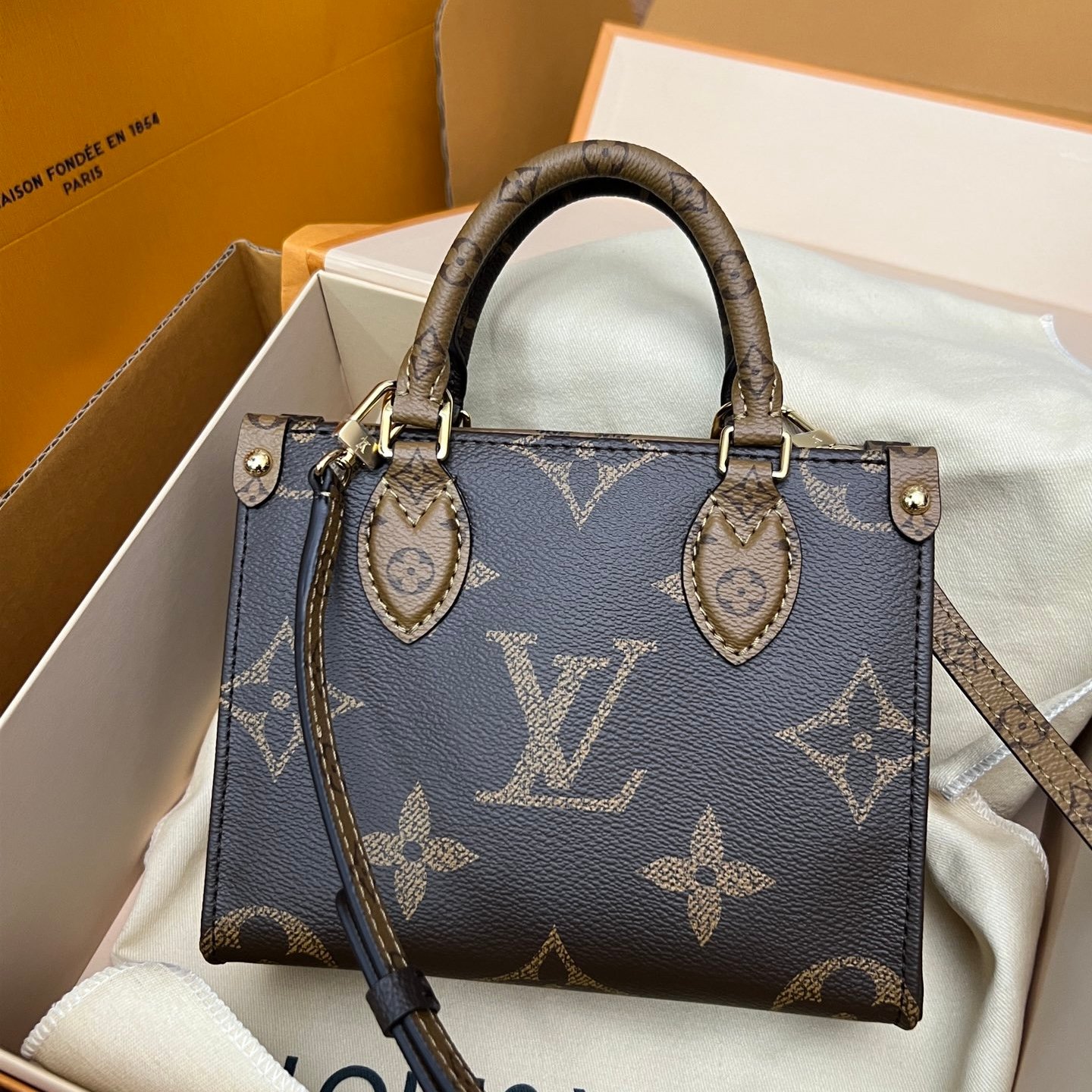 LV×ONTHEGOBB老花小號托特包實拍圖純手工定制奢品正品級原單定制開模詳情圖 LV×ONTHEGOBB老花小號托特包實拍圖純手工定制奢品正品級原單定制開模