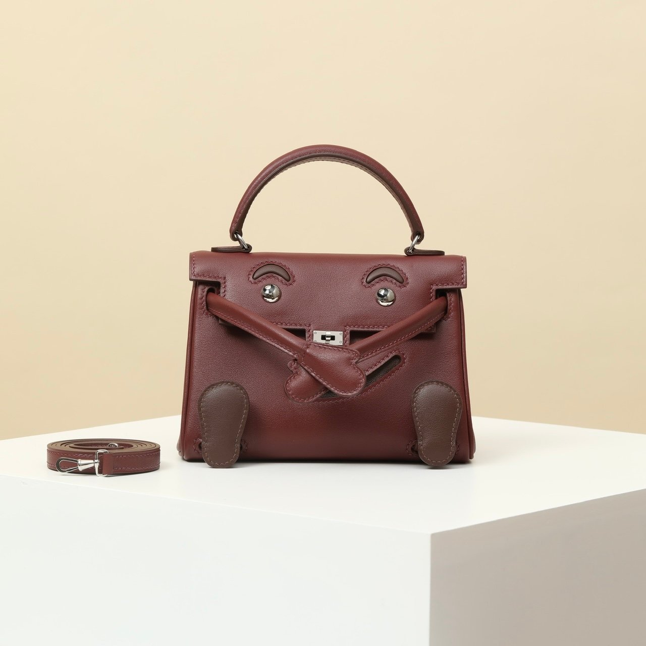 vva純手工定制奢品正品級原單定制開模愛馬仕HARMAS KELLY DOLL凱莉笑臉迷你愛馬仕紅可愛娃娃包首圖 vva純手工定制奢品正品級原單定制開模愛馬仕HARMAS KELLY DOLL凱莉笑臉迷你愛馬仕紅可愛娃娃包
